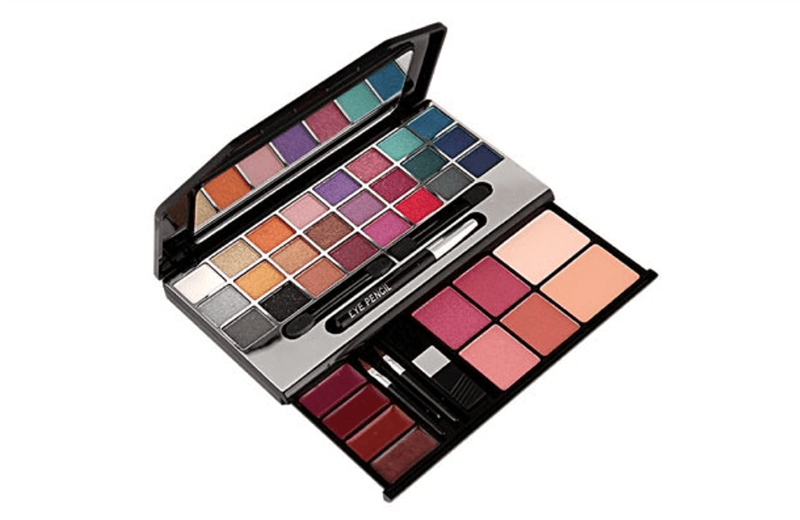 Makeup Kit By VOV